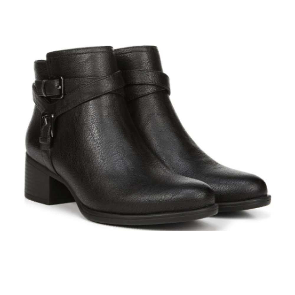 Naturalizer Kallista Bottie, Black, size 6M
